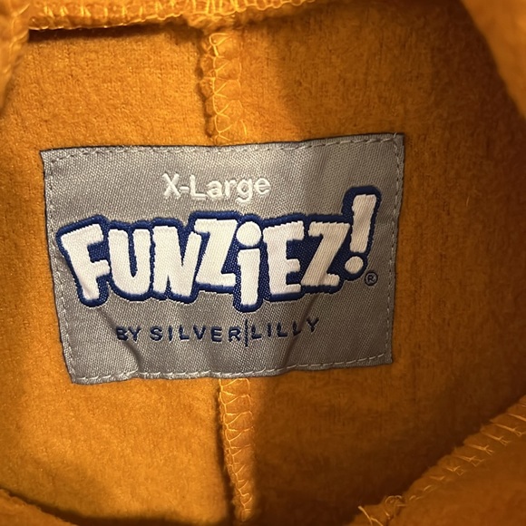 Corgi Dog Halloween Costume/Onesie - Picture 8 of 14